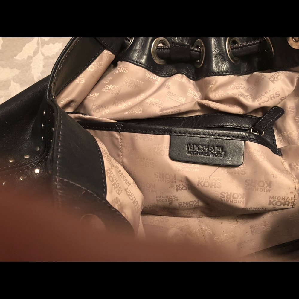Handbag - Picture 2 of 3